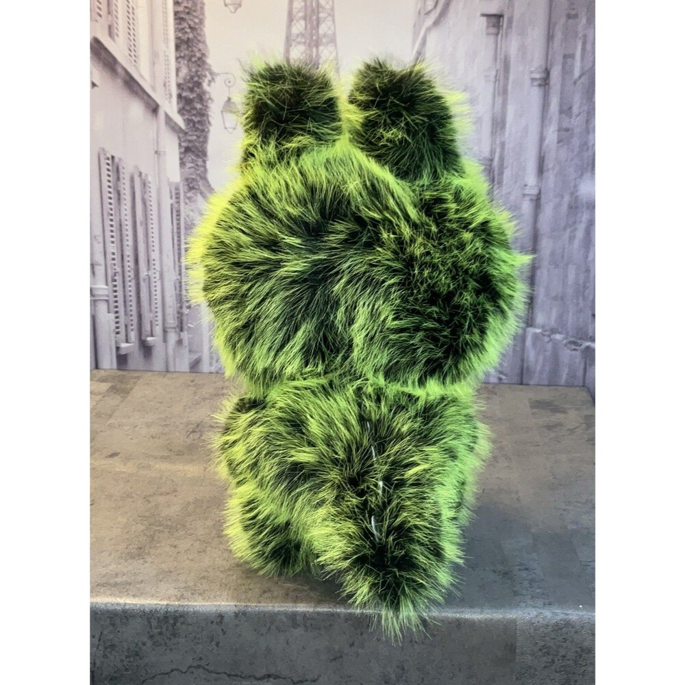Pop Mart Labubu’’Little Kiwi’’15 Inch Long Neon Green - Picture 4 of 9